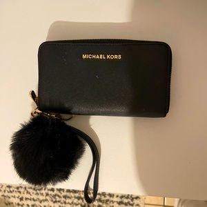 Michael Kors Wrist Wallet